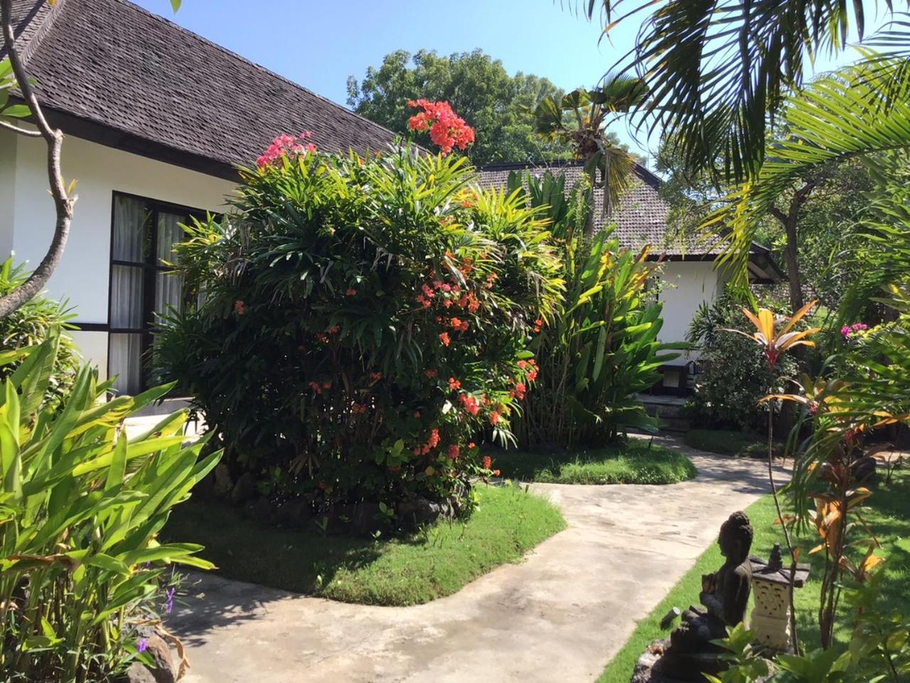 Taman Dewi Sri Villa Et Bungalow Pemuteran Exteriér fotografie
