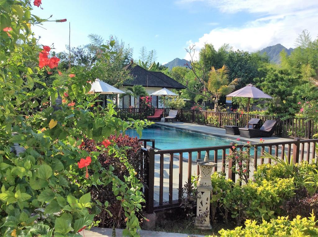 Taman Dewi Sri Villa Et Bungalow Pemuteran Exteriér fotografie