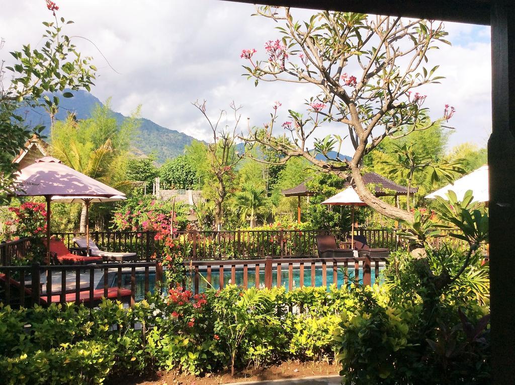 Taman Dewi Sri Villa Et Bungalow Pemuteran Exteriér fotografie